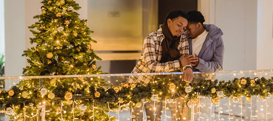 How to Maintain Connection and Intimacy when Away at Christmas